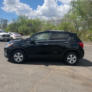 CHEVROLET TRAX LT - 3