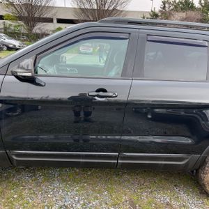 Ford Explorer XLT - 4