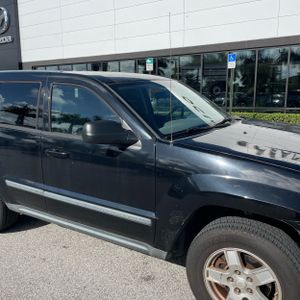 صورة 13 لـ 2007 JEEP GRAND CHEROKEE LAREDO