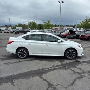 NISSAN SENTRA SR TURBO - 10