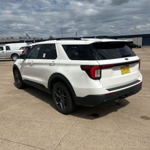 FORD EXPLORER ST-LINE - 5