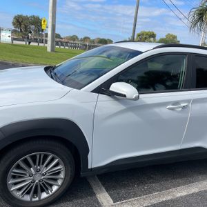 HYUNDAI KONA SEL - 2