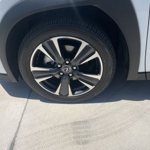 2026 Lexus UX 300H BASE — миниатюра 17