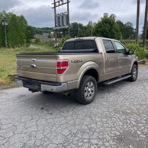 FORD F-150 LARIAT - 8