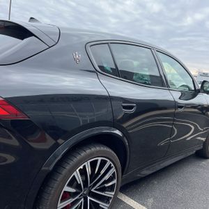 MASERATI GRECALE TROFEO - 9