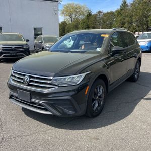 VOLKSWAGEN TIGUAN SE - 1