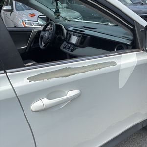 2015 Toyota RAV4 LE 照片 60