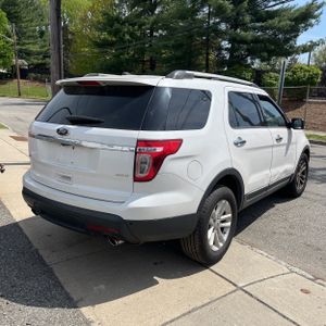 FORD EXPLORER XLT - 8