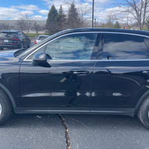 PORSCHE CAYENNE BASE - 4