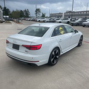 AUDI A4 2.0T PREMIUM - 8