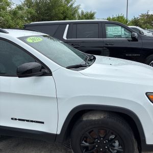 2023 JEEP CHEROKEE ALTITUDE LUX 缩略图 11