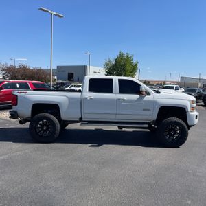 CHEVROLET SILVERADO 2500HD HIGH COUNTRY - 10
