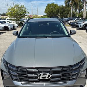 2025 Hyundai TUCSON SEL photo 15