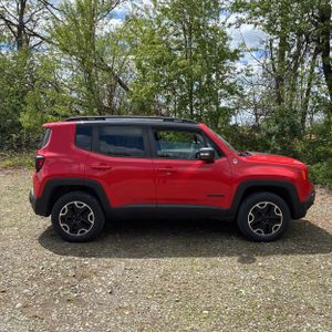 JEEP RENEGADE TRAILHAWK - 10