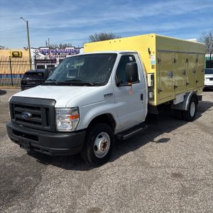 FORD E-450 CUTAWAY - 1