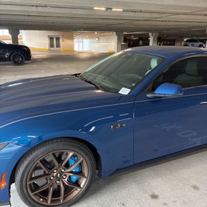 FORD MUSTANG GT PREMIUM - 2