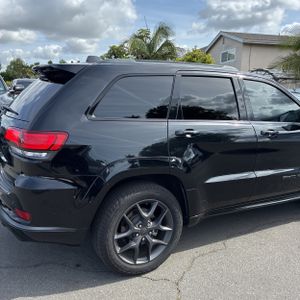 JEEP GRAND CHEROKEE LIMITED X - 9