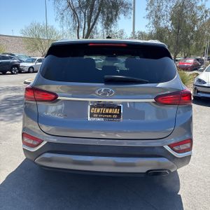 HYUNDAI SANTA FE - 7