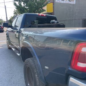صورة 6 لـ 2019 RAM 3500 LARAMIE