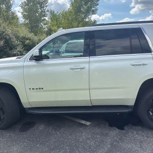 2019 Chevrolet TAHOE LT — фото 4