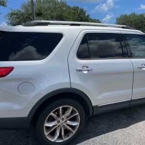 FORD EXPLORER LIMITED - 9