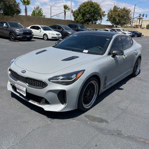 KIA STINGER - 1
