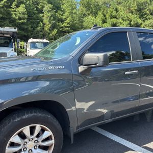 2021 Chevrolet SILVERADO 1500 CUSTOM — фото 2