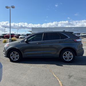 FORD EDGE SEL - 3