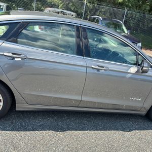 2014 FORD FUSION HYBRID SE 照片 9