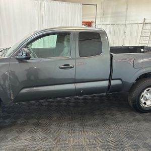 صورة 4 لـ 2018 Toyota TACOMA SR