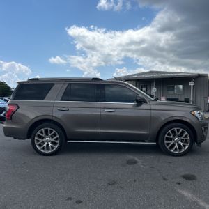 FORD EXPEDITION LIMITED - 10