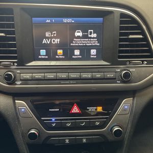 صورة مصغرة 36 لـ 2018 Hyundai ELANTRA SEL