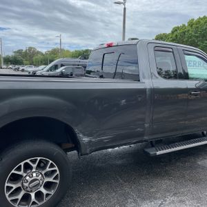 FORD F-250 SUPER DUTY LARIAT - 9