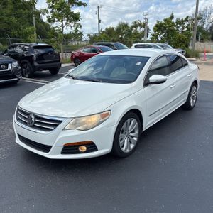 2010 Volkswagen CC SPORT photo 1