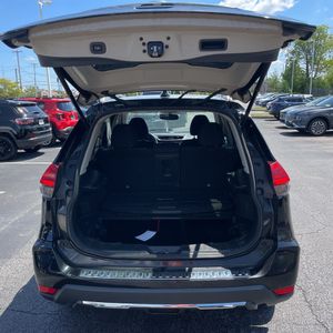 2017 Nissan ROGUE SV — миниатюра 42