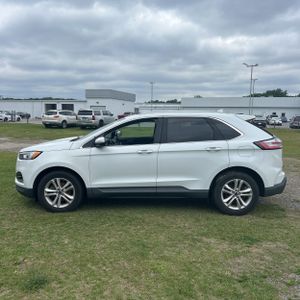 FORD EDGE SEL - 3