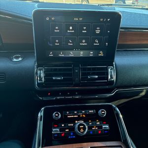 صورة 39 لـ 2020 Lincoln NAVIGATOR RESERVE