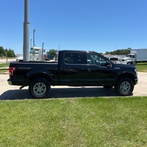 FORD F-150 LARIAT - 10