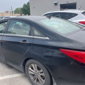 HYUNDAI SONATA - 4
