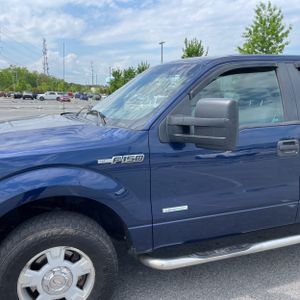 FORD F-150 XLT - 2