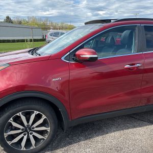 KIA SPORTAGE EX - 2