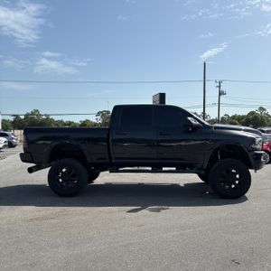 صورة 10 لـ 2018 RAM 2500 LARAMIE