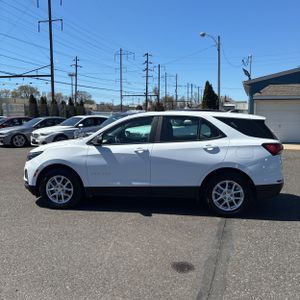 CHEVROLET EQUINOX LS - 3