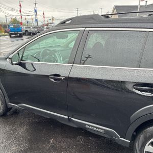 SUBARU OUTBACK LIMITED XT - 6