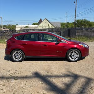 FORD FOCUS ELECTRIC - 10