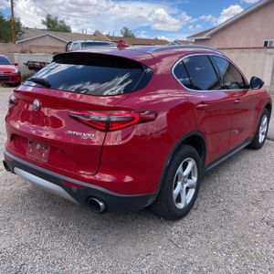 صورة 8 لـ 2018 ALFA Romeo STELVIO BASE
