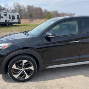 HYUNDAI TUCSON LIMITED - 2