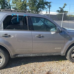 FORD ESCAPE XLT - 9