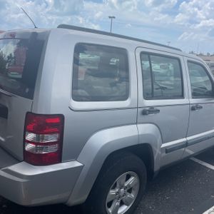 JEEP LIBERTY SPORT - 7