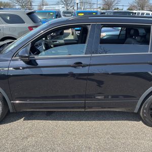 VOLKSWAGEN TIGUAN SE R-LINE BLACK 4MOTION - 4